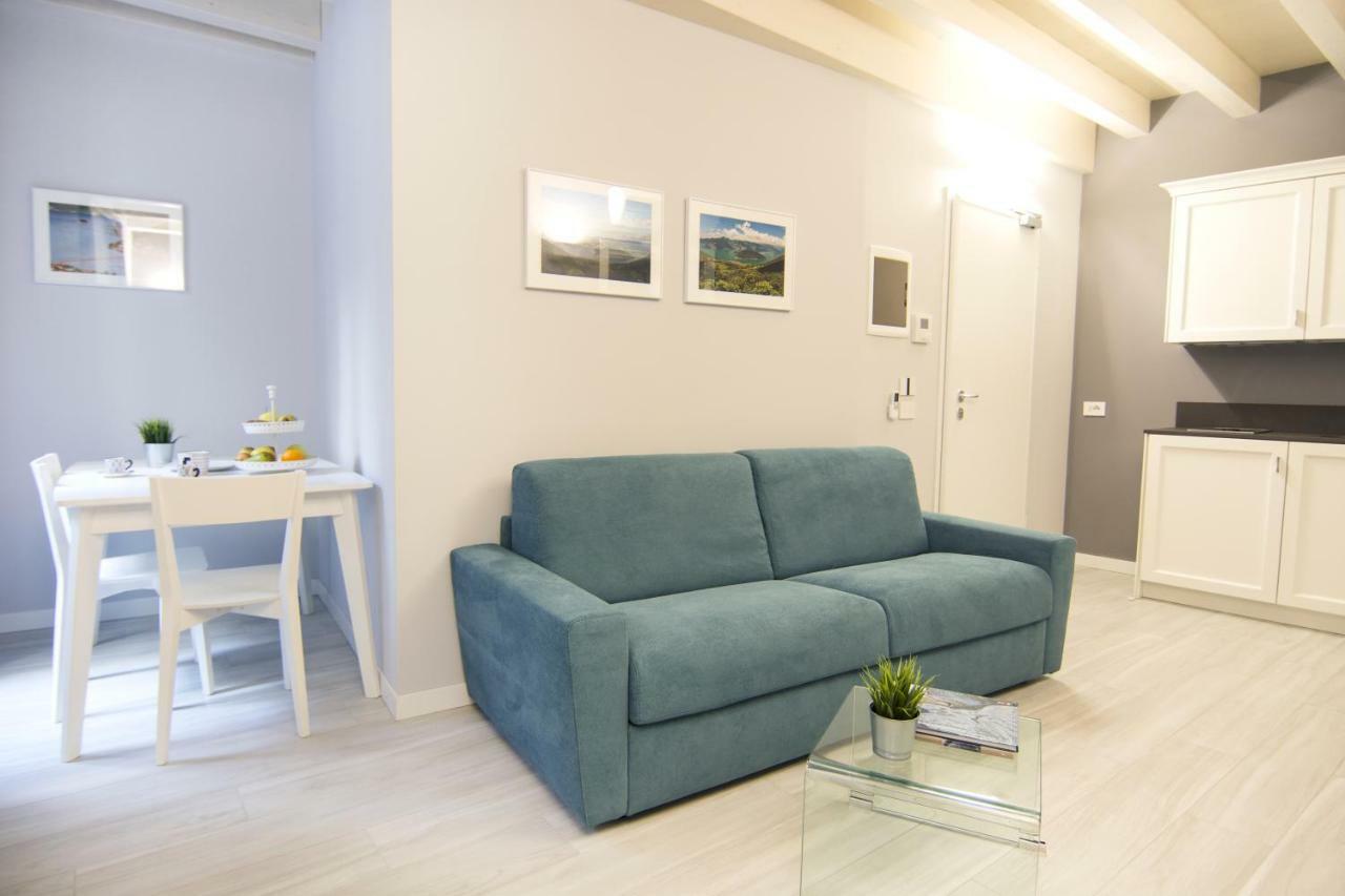 La Quadra Suites - Central Apartments In Iseo With Daily Housekeeping Экстерьер фото