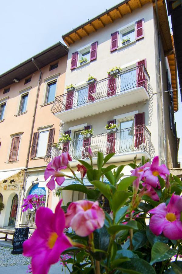 La Quadra Suites - Central Apartments In Iseo With Daily Housekeeping Экстерьер фото